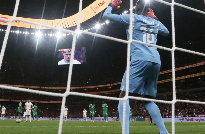 Менди ответил на вопрос о том, специально ли Диас не реализовал пенальти