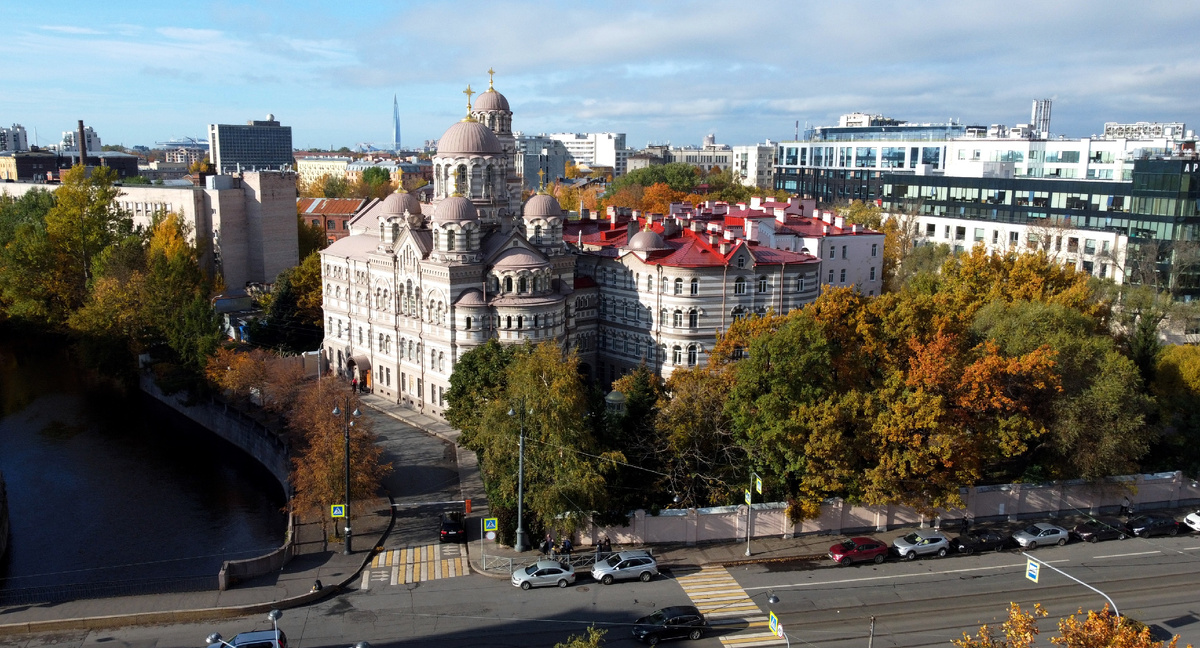 Иоанновский монастырь на Карповке