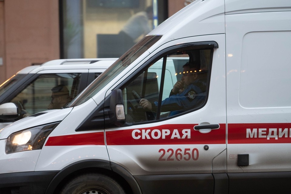    Мужчину доставили в больницу. Алексей БУЛАТОВ