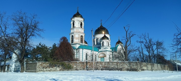 Крещение Господне: святая вода и тепло сердец в Красном Сулине