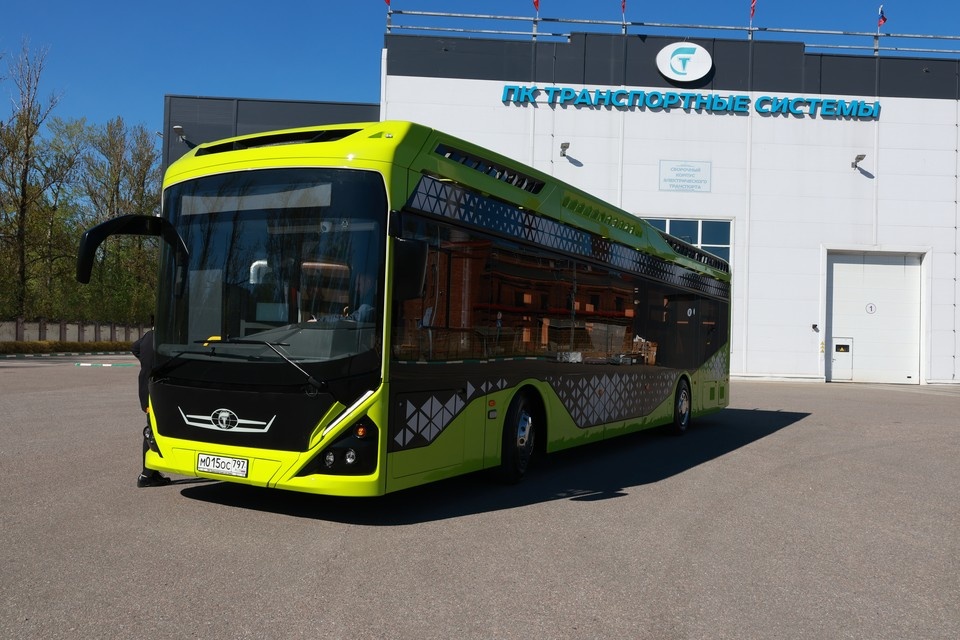    Петербург обновит городской транспорт до 2028 году. Вероника ОВСЯННИКОВА