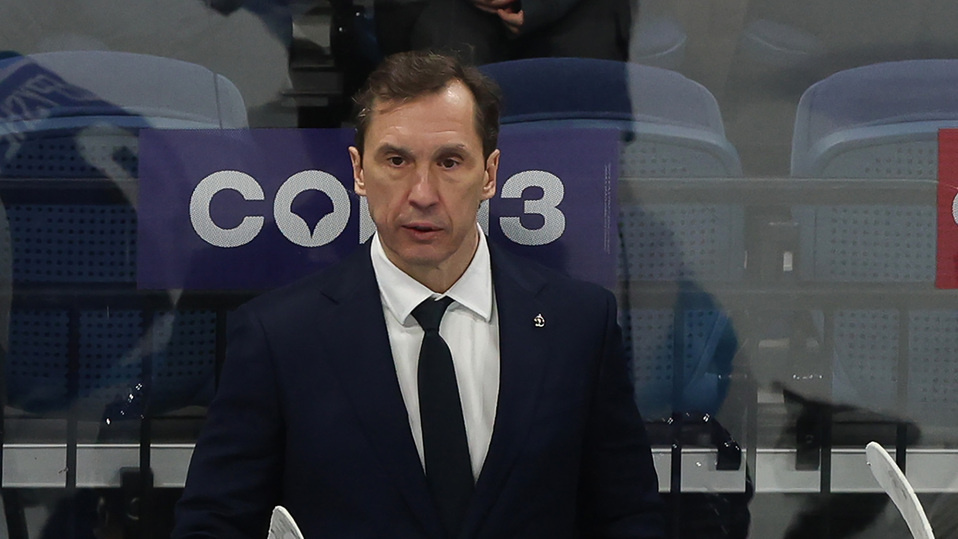     Главный тренер хоккейного "Динамо" Вячеслав Козлов / фото: сайт "Динамо"