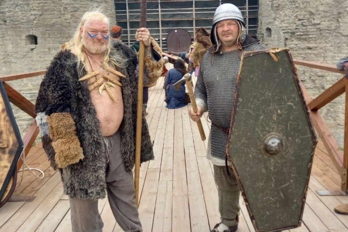 Современные реконструкторы