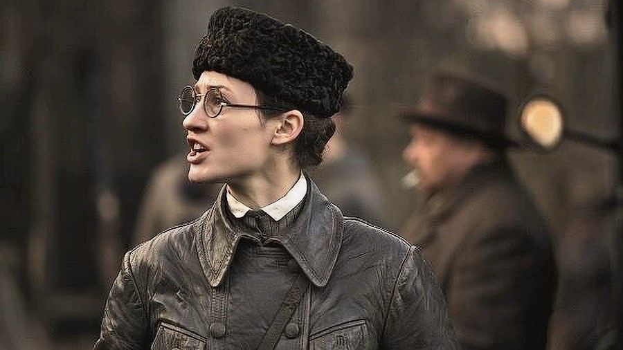 Мириам Сехон в роли Розалии Землячки в фильме Никиты Михалкова «Солнечный удар», 2014 год