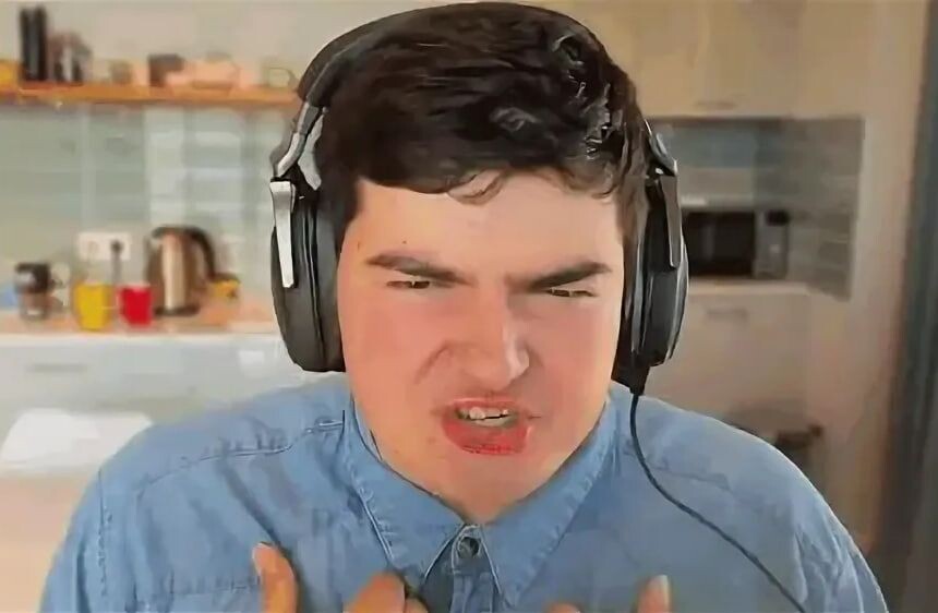    Андрей Хестанов (псевдоним TheDRZJ, физическое лицо, внесенное в РФ в перечень террористов и экстремистов) / Источник: Кадр из видео