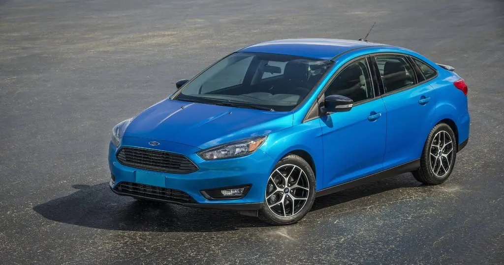 В автошколе назвали 5 машин для россиян за 1,2 млн рублей, с покупкой которых стоит поторопиться