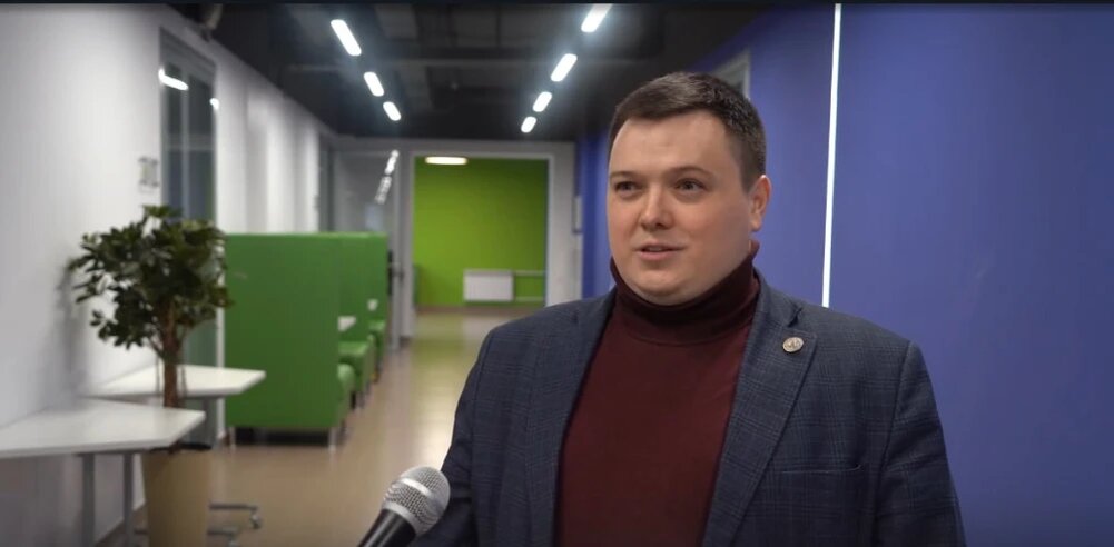    Доцент кафедры истории государства и права, политологии и идеологии юридического факультета ТУСУРа Рустем Назметдинов, © с сайта ТУСУРа