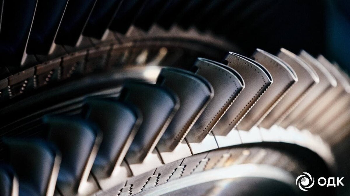   Лопатки ротора турбины