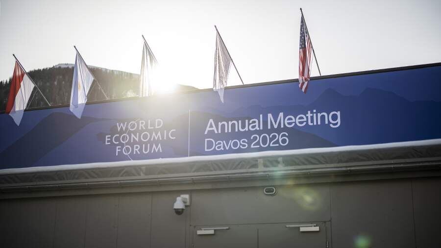    Фото: TASS/EPA/GIAN EHRENZELLER