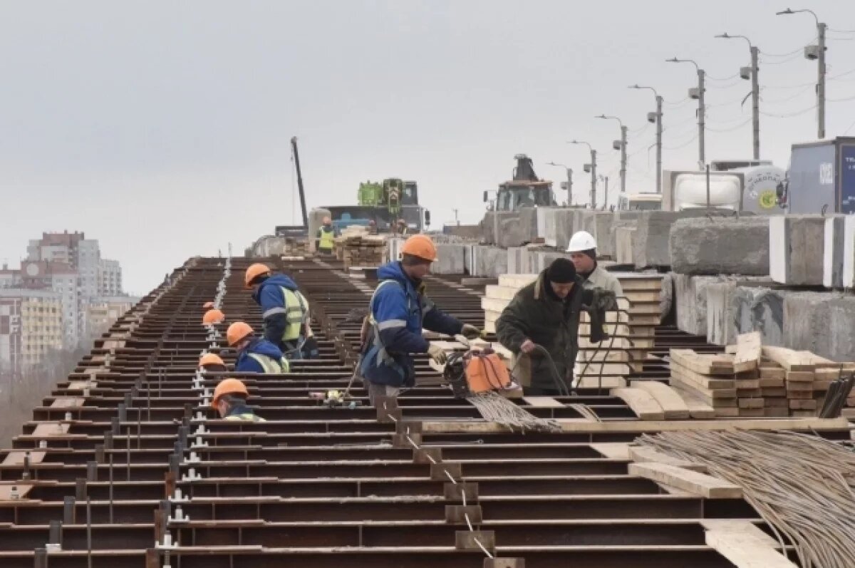    На мосту у Телецентра в Омске проверят ливнёвку