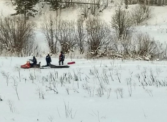 Эвакуация тела Юрия. Фото: Поисково - спасательная служба КМО/ВКонтакте