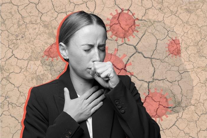 Сухой кашель: причины появления и методы лечения в домашних условиях. Коллаж © Life.ru. Обложка © Freepik / kues1, jannoon028, © Freepik