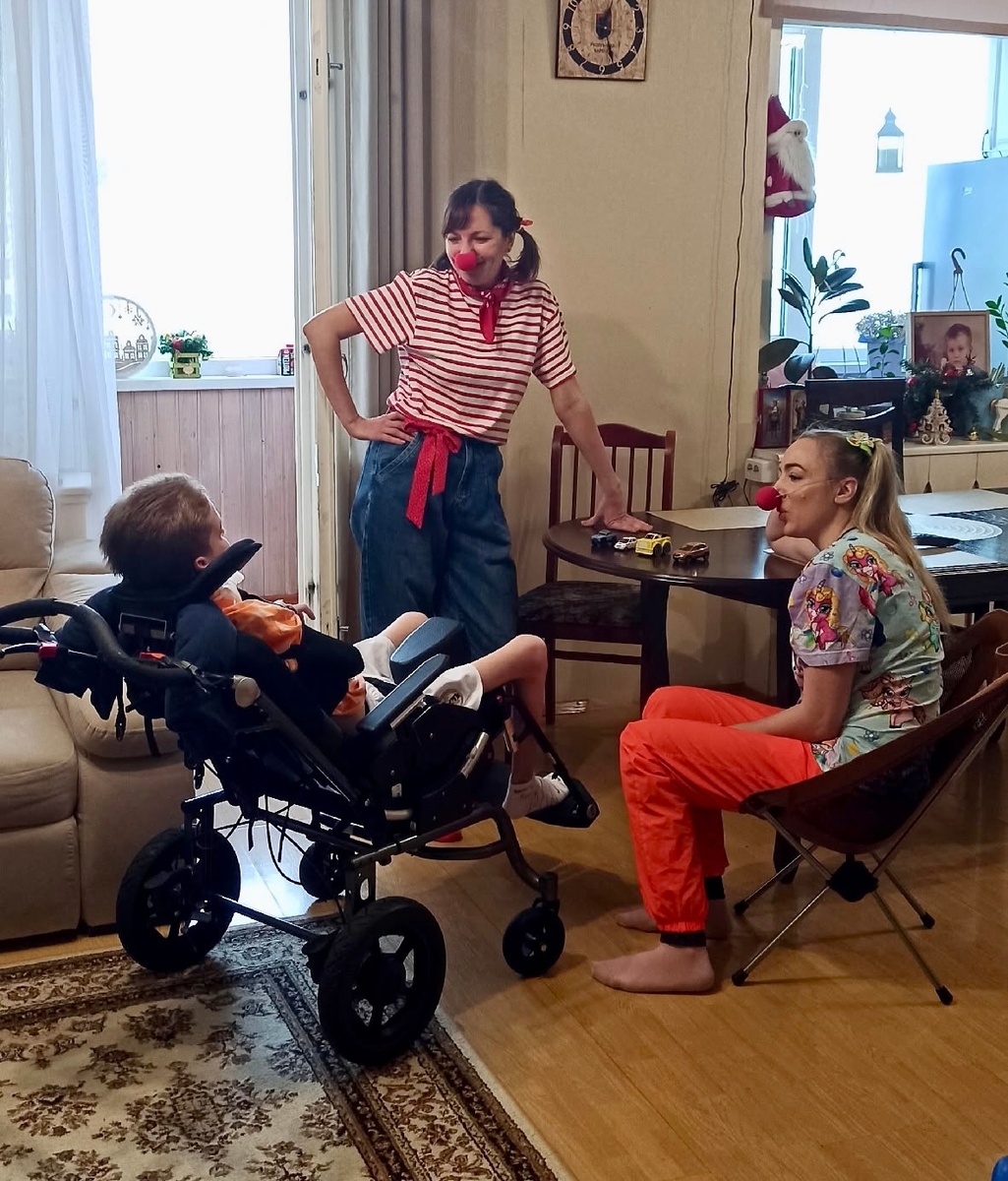    «Больничные клоуны Карелии (БФ имени Арины Тубис)» / VK