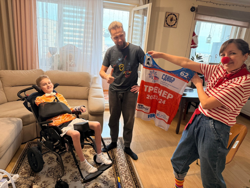    Боня и Кнопа побывали в гостях у Севы из Карелии«Больничные клоуны Карелии (БФ имени Арины Тубис)» / VK