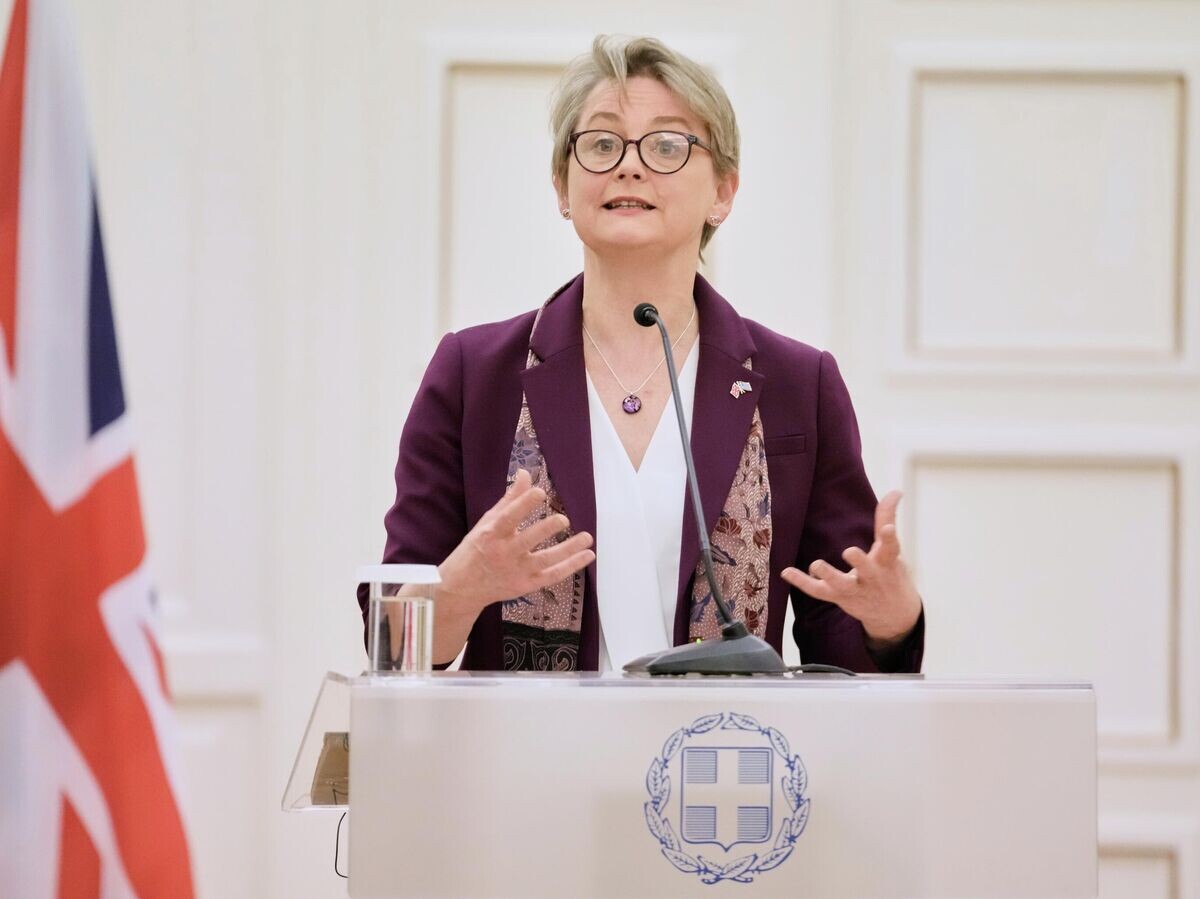    Министр иностранных дел Великобритании Иветт Купер | © AP Photo / Petros Giannakouris