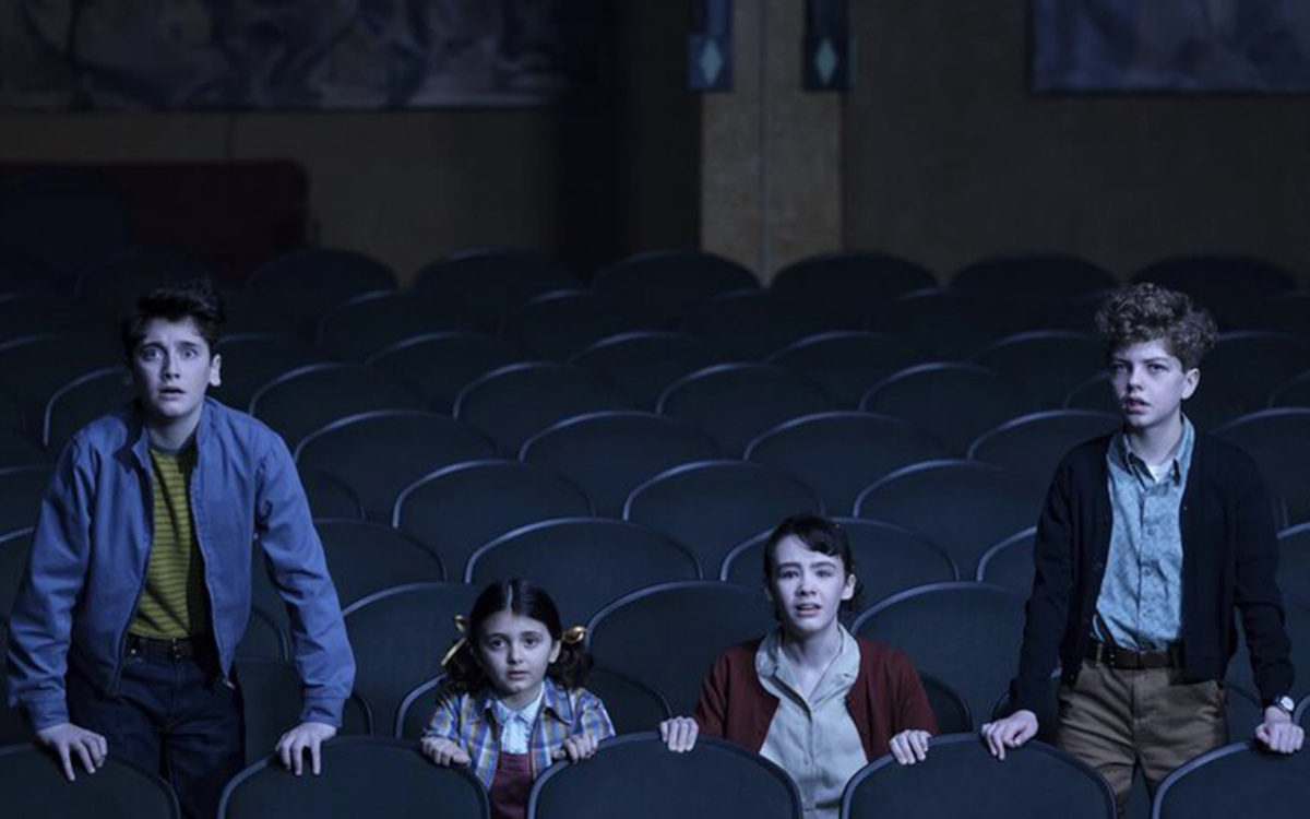 Кадр из сериала "Оно: Добро пожаловать в Дерри"