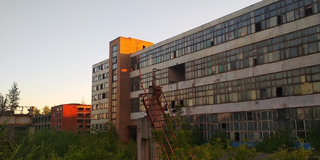 ОГРОМНЫЙ ЗАБРОШЕННЫЙ ВЕЛОСИПЕДНЫЙ ЗАВОД им.ФРУНЗЕ (ЗИФ) И ЕГО БОГАТАЯ ИСТОРИЯ.