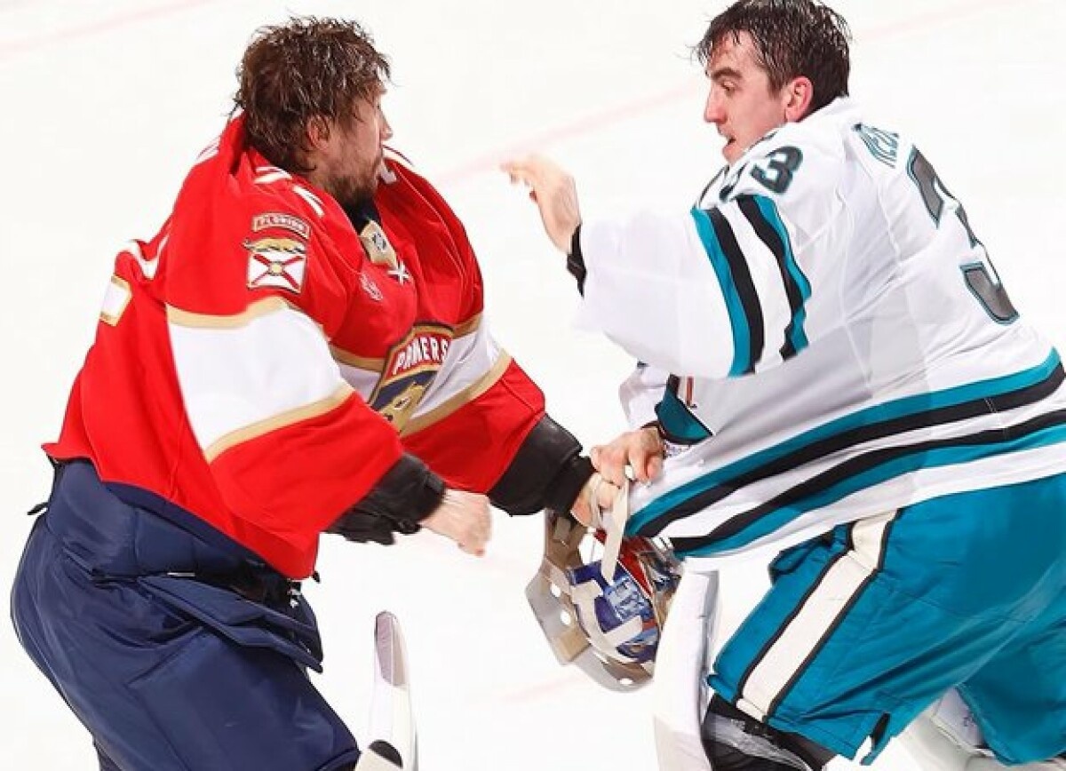     Вратарская драка с участием Бобровского поразила американцев: в это до сих пор невозможно поверить