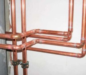 Почему сантехники не работают с медью?