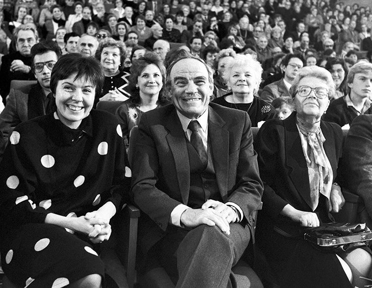 Михаил Глузский с женой и дочерью