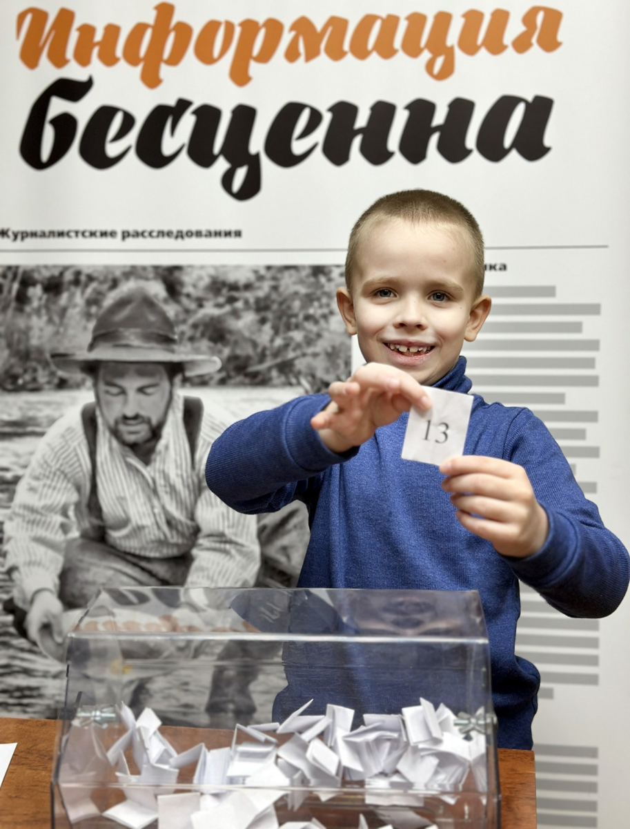 С легкой руки Кирюши Модина мы разыграли редакционные призы. Фото: Ильгиз РАФИКОВ