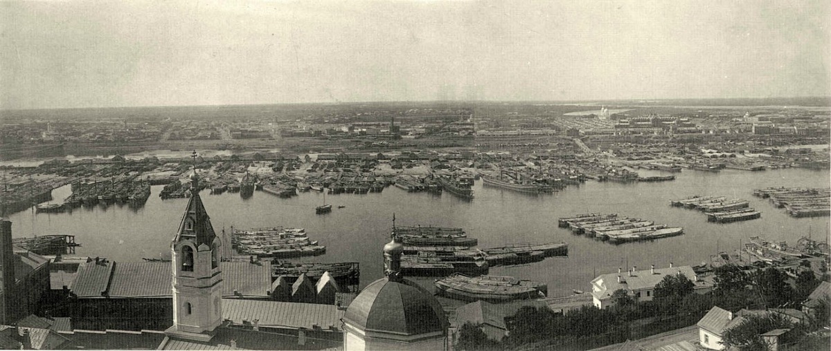 Нижний Новгород в конце XIX века — центр волжского судоходства. Снимок известного фотографа А.О. Карелина из музейных архивов.