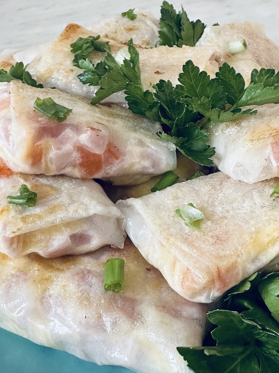 ПП блинчики с ветчиной, сыром и помидорами.