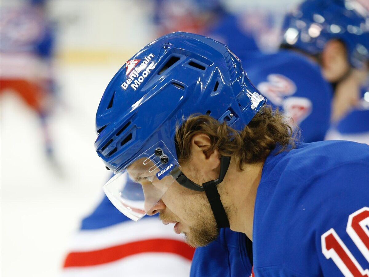    Хоккеист "Нью-Йорк Рейнджерс" Артемий Панарин | © Фото : x.com/NYRangers