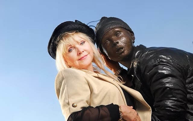 Создательница скандального «шедевра» Леа Вивот