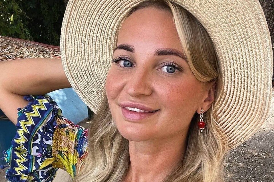    В Россию Юлия прилетела, чтобы повидаться с родными. Фото: соцсети