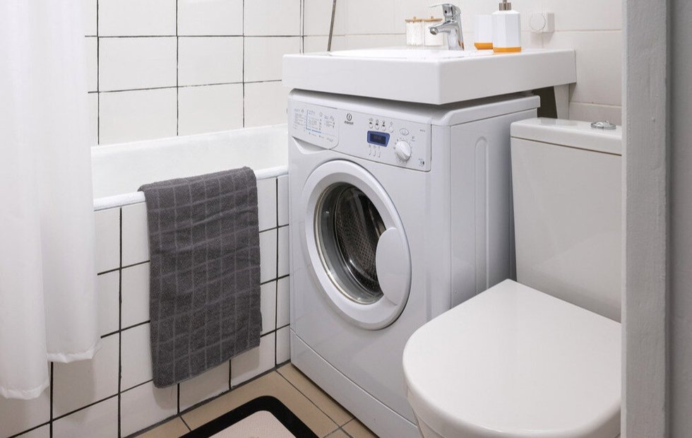 Дизайн: Роман Манзэрар