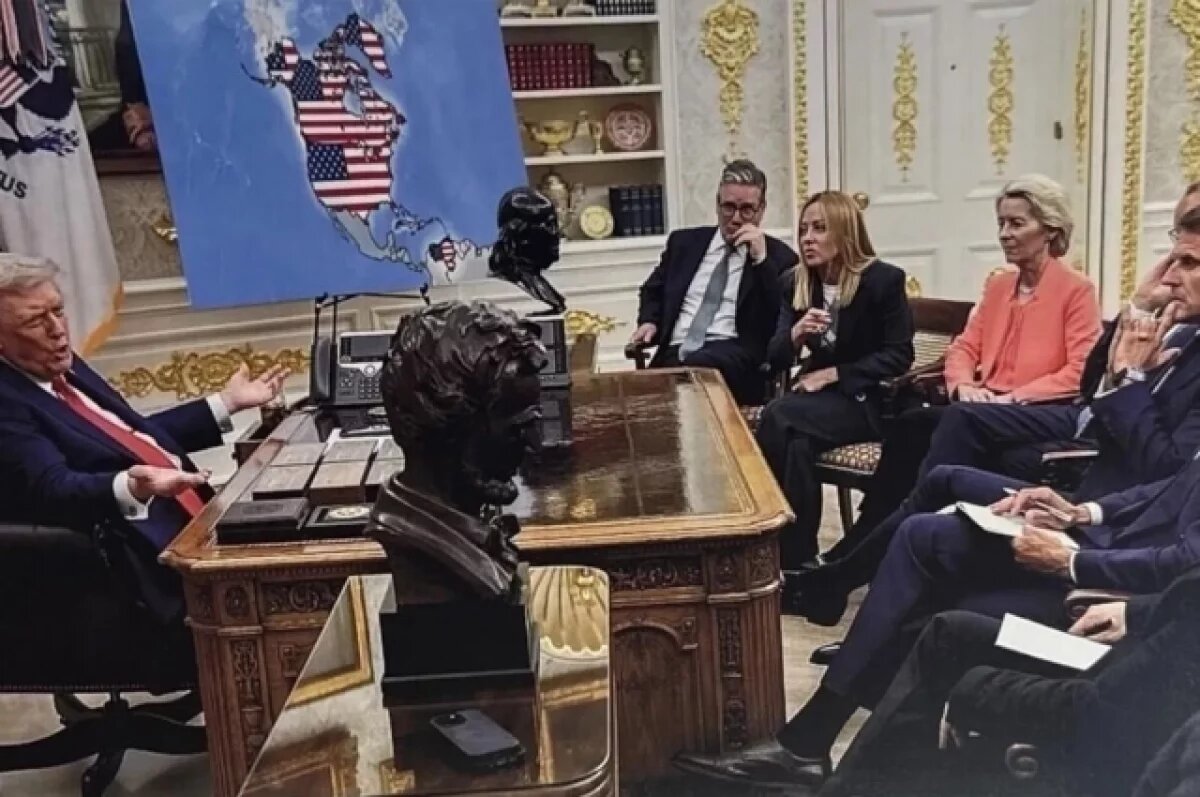    Трамп пометил Канаду, Гренландию и Венесуэлу на карте флагом США