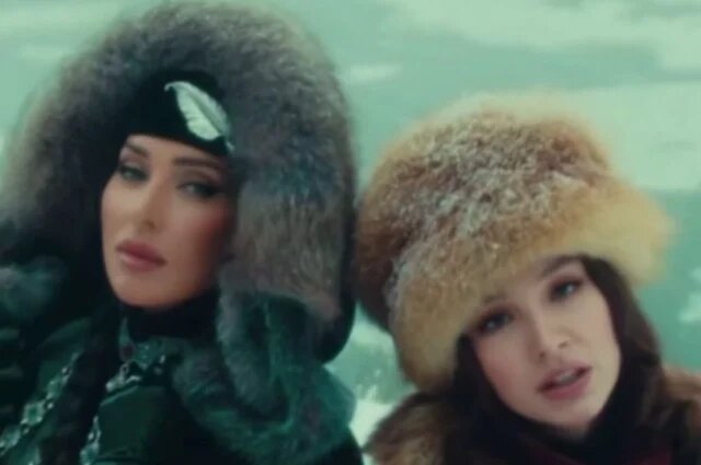    Почему пользователи соцсетей ссорятся из-за новой песни Алсу и AY YOLA?