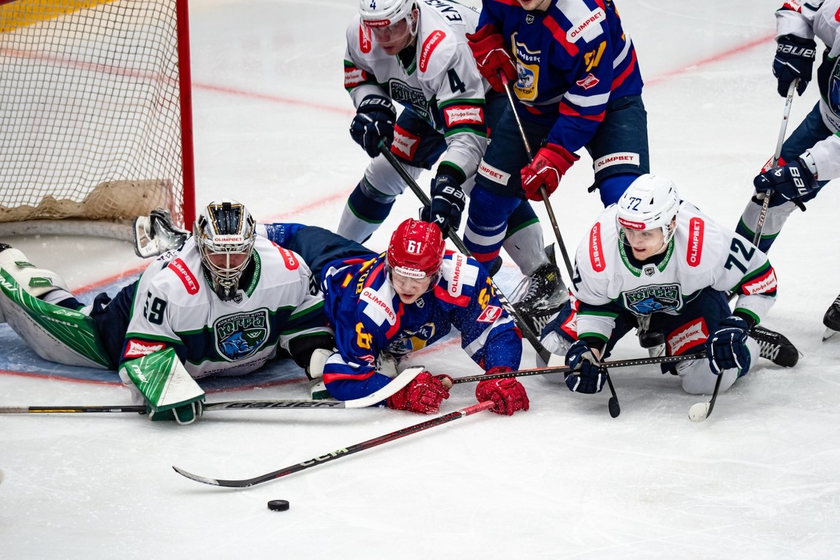    «Югра» прервала серию побед, уступив в гостях «Химику»