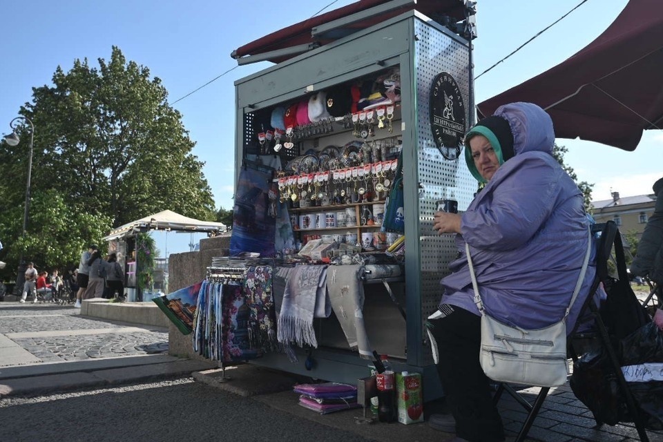    За торговлю без разрешения можно получить штраф. Алексей БУЛАТОВ