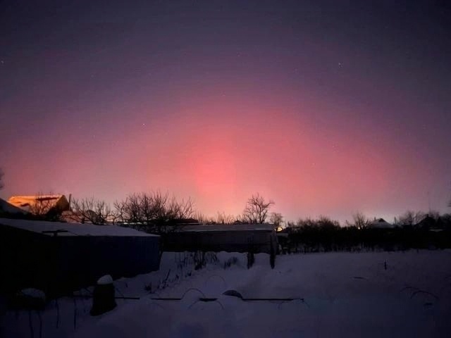    Полярное сияние над Кубанью: редкое небесное шоу удивило жителей Краснодарского края