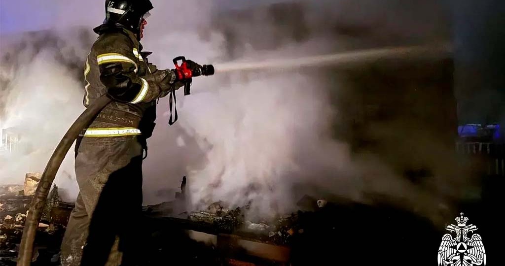 В Суде сгорел жилой дом