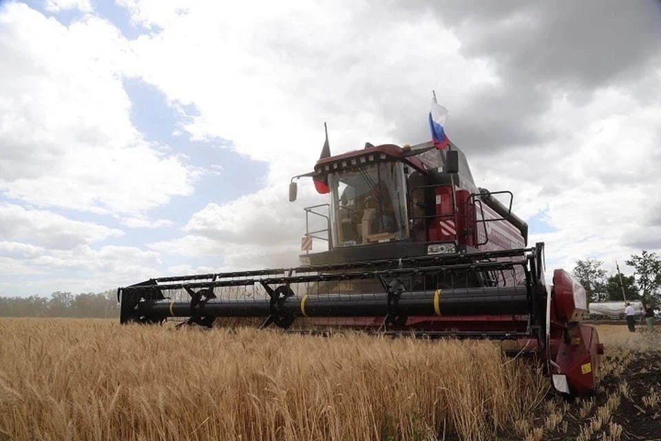    В ДНР на сегодняшний день насчитывается более 1200 единиц сельхозтехники Андрей ТРУБЕЦКИЙ