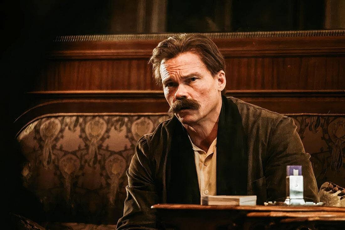 Евгений Смирнов а роли Горького 