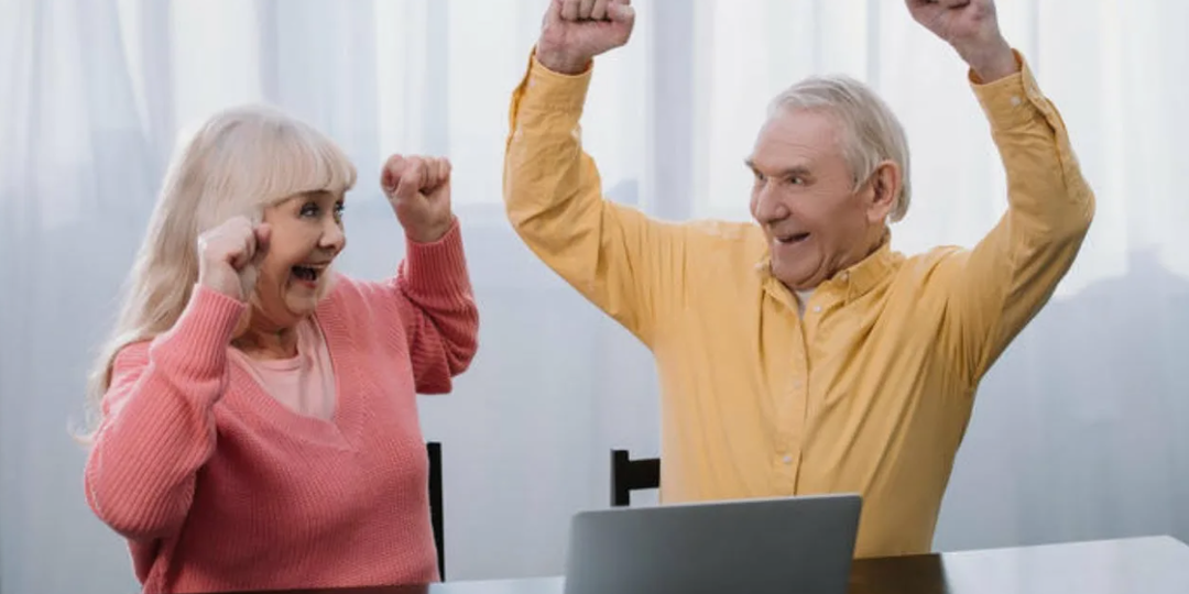 Приятный бонус от СФР: кто из пенсионеров получит вторую выплату уже в этом месяце