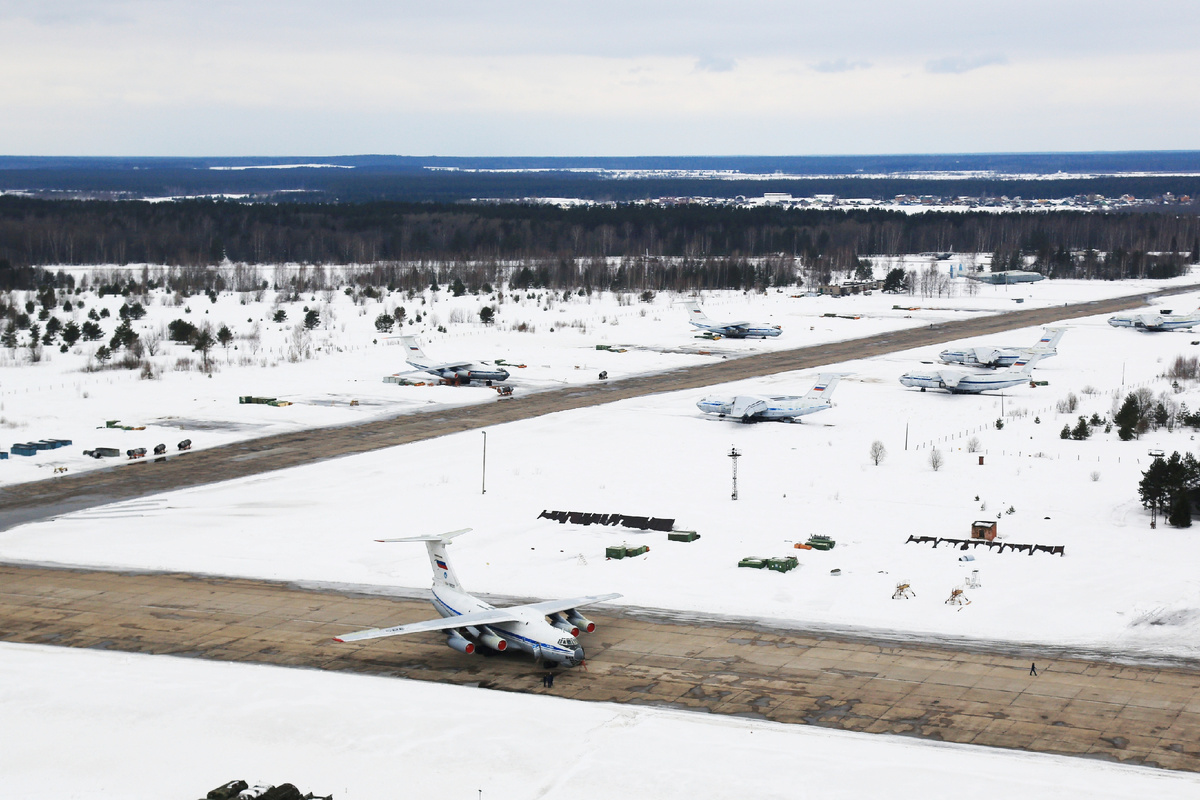 спасибо за это фото, мне потом прислали, только уже на нём все разъехались