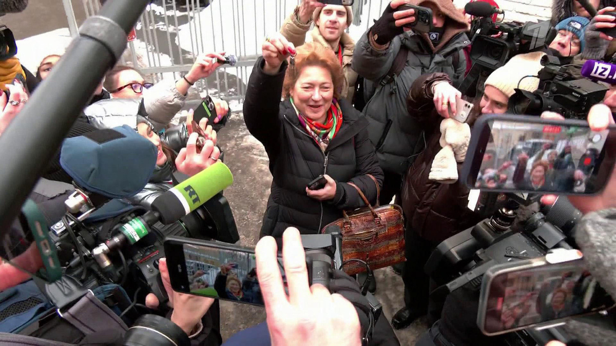 Мороз, ожидание и журналистская рутина