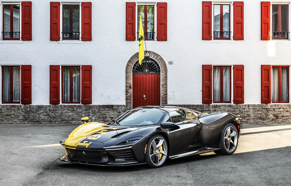 Ferrari Daytona SP3 Tailor Made (Фото RM Sothbey's)