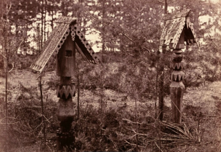 Голбцы: почему надгробия с «крышей» запрещены православной церковью