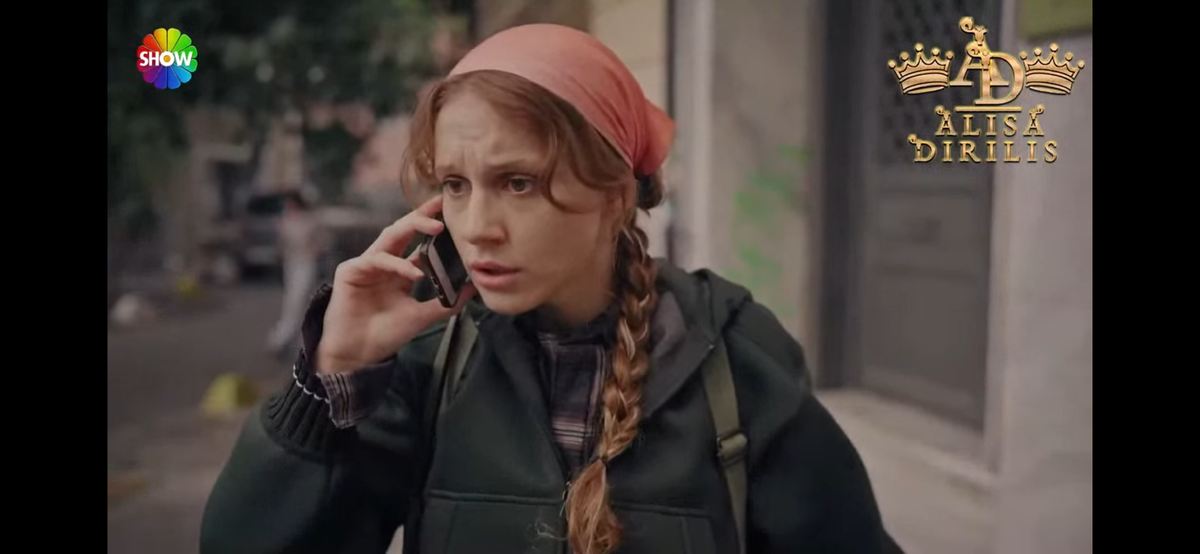 Стоп кадр из сериала «Словно сон»