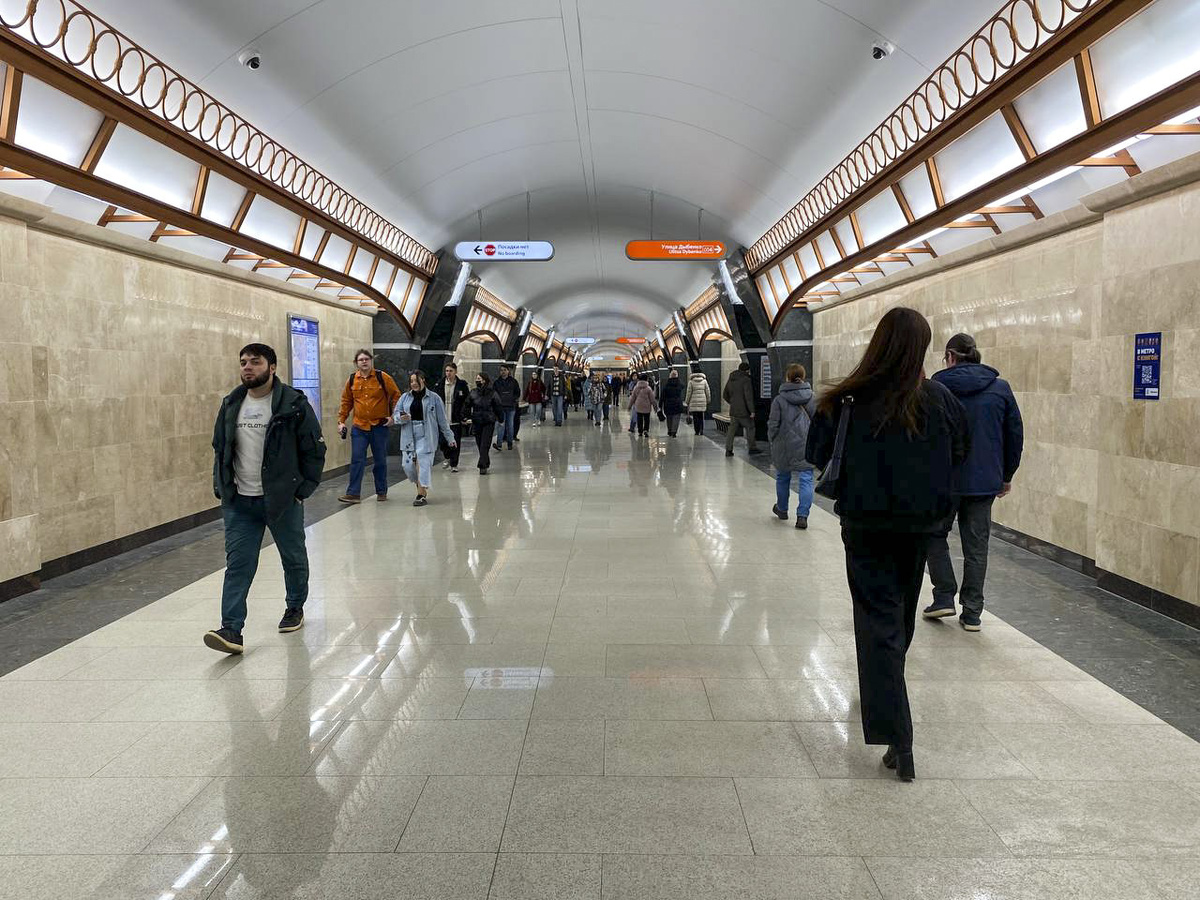 Урбанист Гершман признал метро Петербурга более эффективным, чем подземка Москвы.  Фото: Кирилл Конторщиков