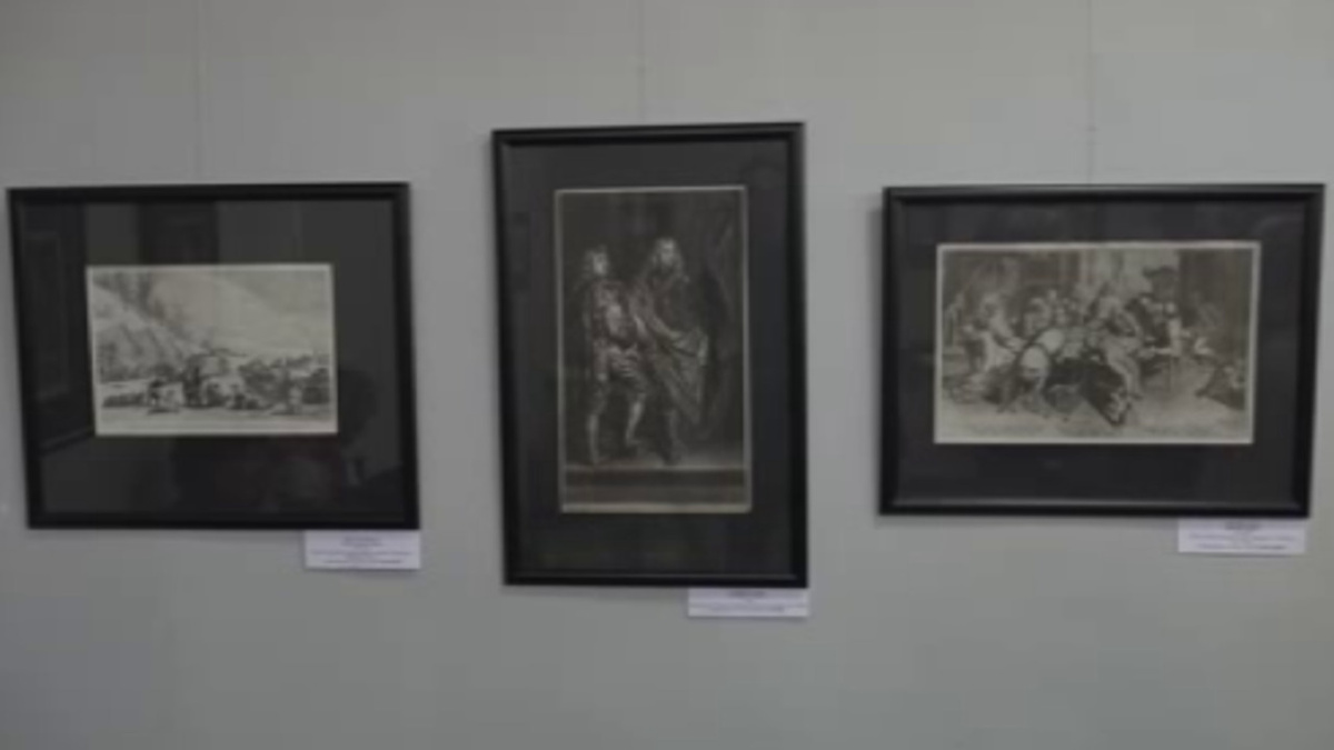    Гравюры 15 века привез в Курск коллекционер Владимир Беликов