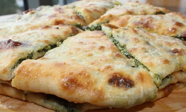 Готовим настоящие осетинские пироги с зеленью по особому рецепту