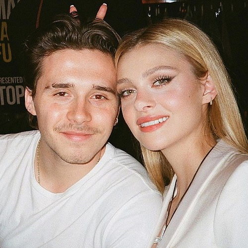     Бруклин Бекхэм отказался от своей семьи ради жены и спокойствия