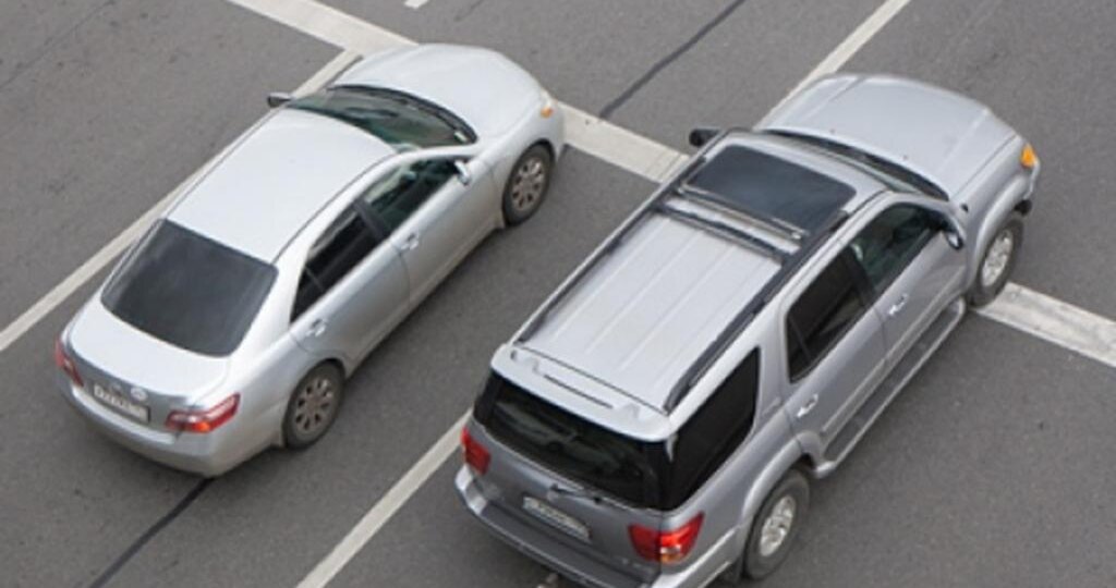 Выкатились за стоп-линию? Рассказываю, как вести себя правильно, чтобы не пришел штраф и как работает камера фиксации